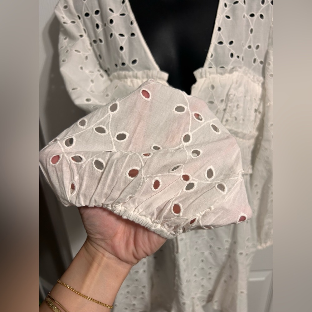 Gianni Bini white eyelet dress medium - Picture 10 of 13